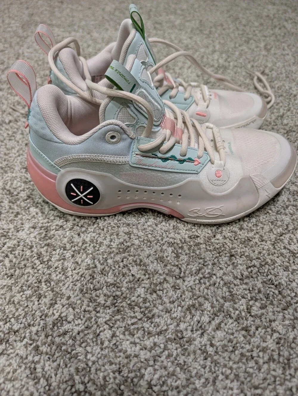 Men's Athletic Shoes - Pastel White Pink Blue